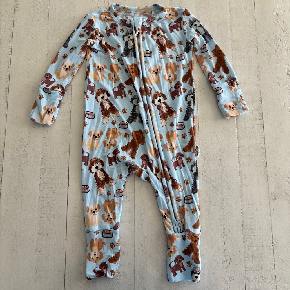 Gigi & Max Griffin Doggy Bamboo Convertible Sleeper 0-3 Months EUC Dog Print